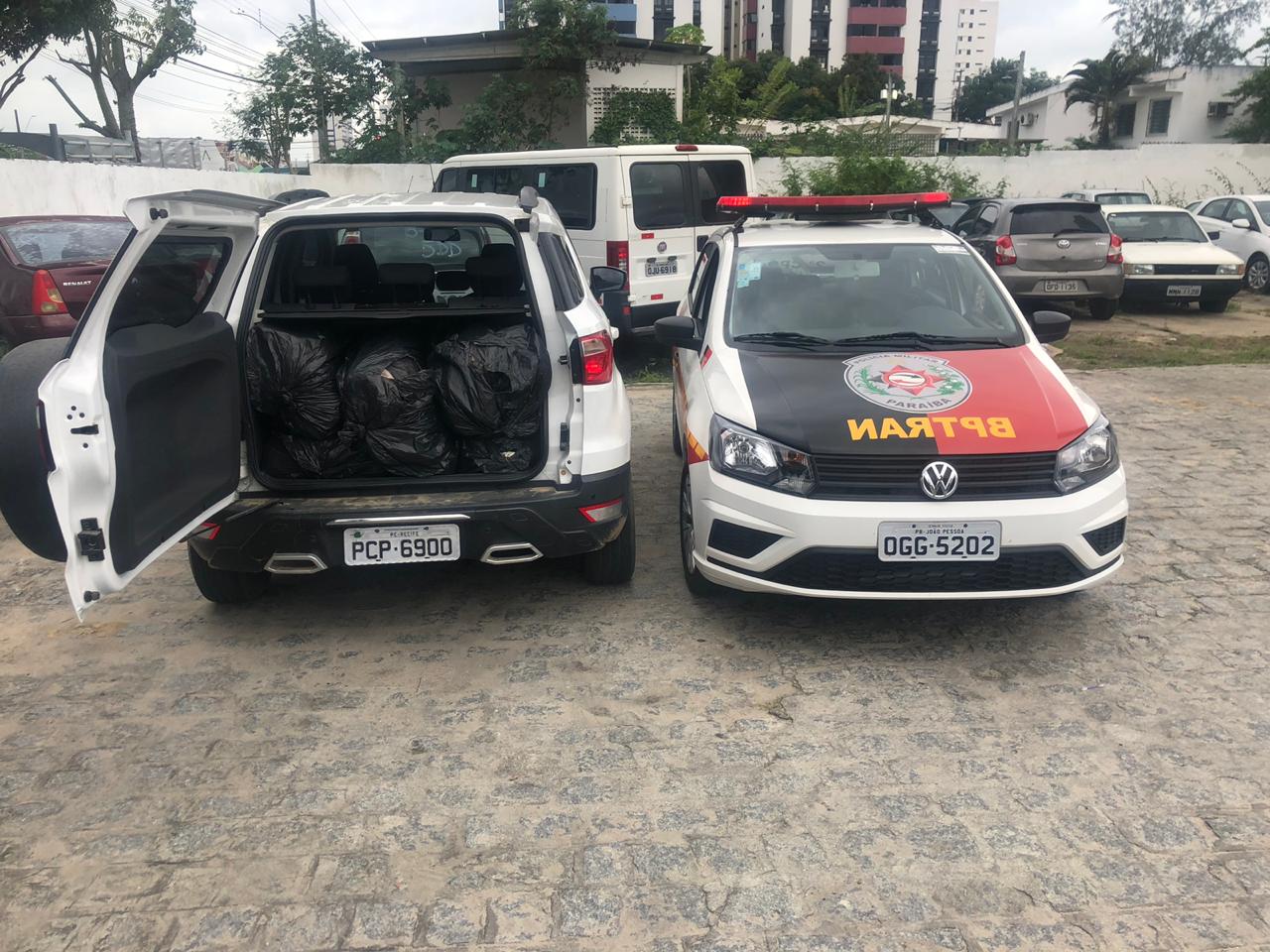 Mulheres S O Presas Transportando Quilos De Maconha