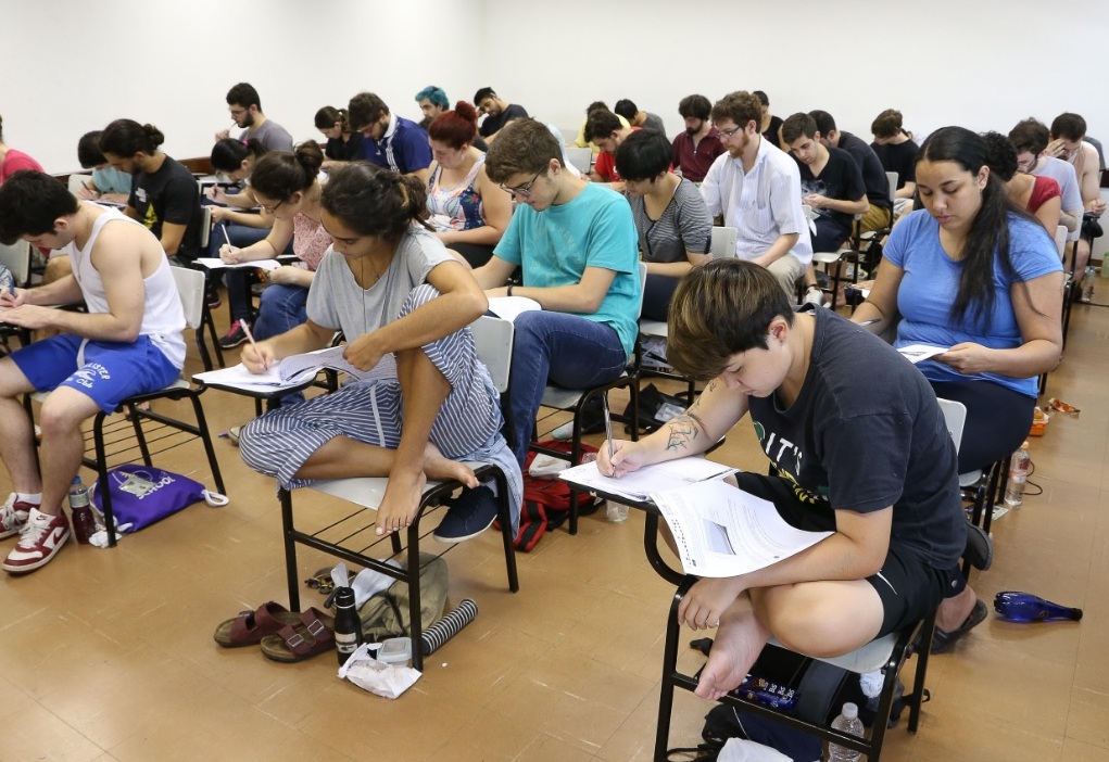 especialista-preve-ano-favoravel-para-realizacao-de-concursos-confira