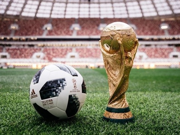 fifa-recebeu-r-319-milhoes-para-aceitar-copa-no-qatar-diz-blatter