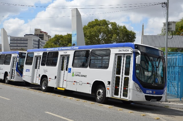 Ônibus