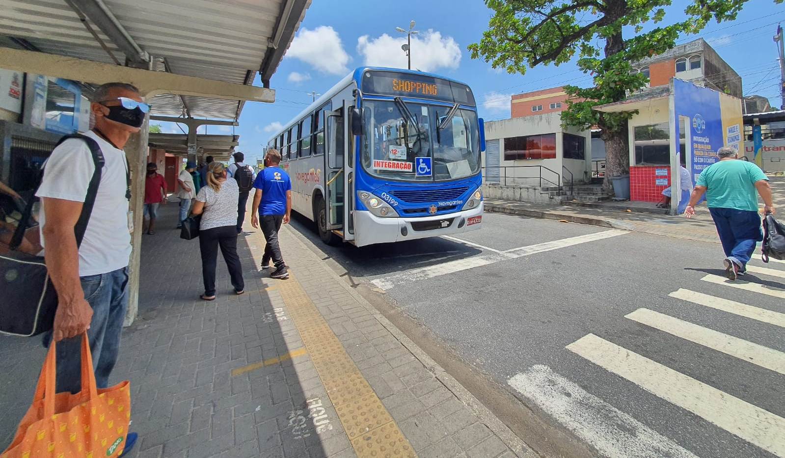 Ônibus