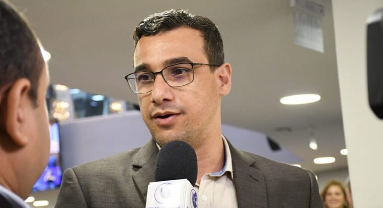 Política estadual
