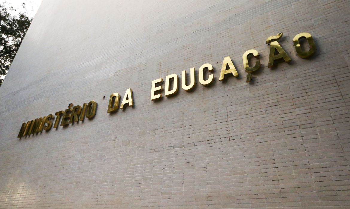 Educação