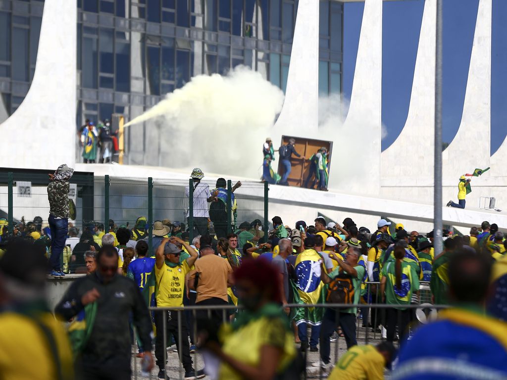 Atos antidemocráticos Brasília