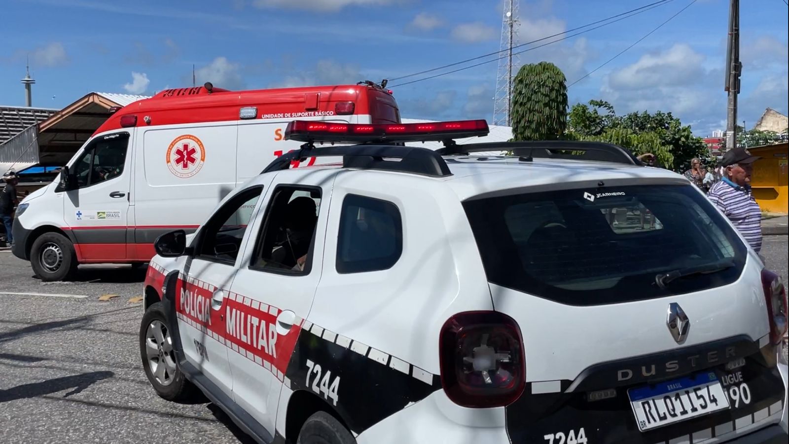 Polícia Militar e Samu