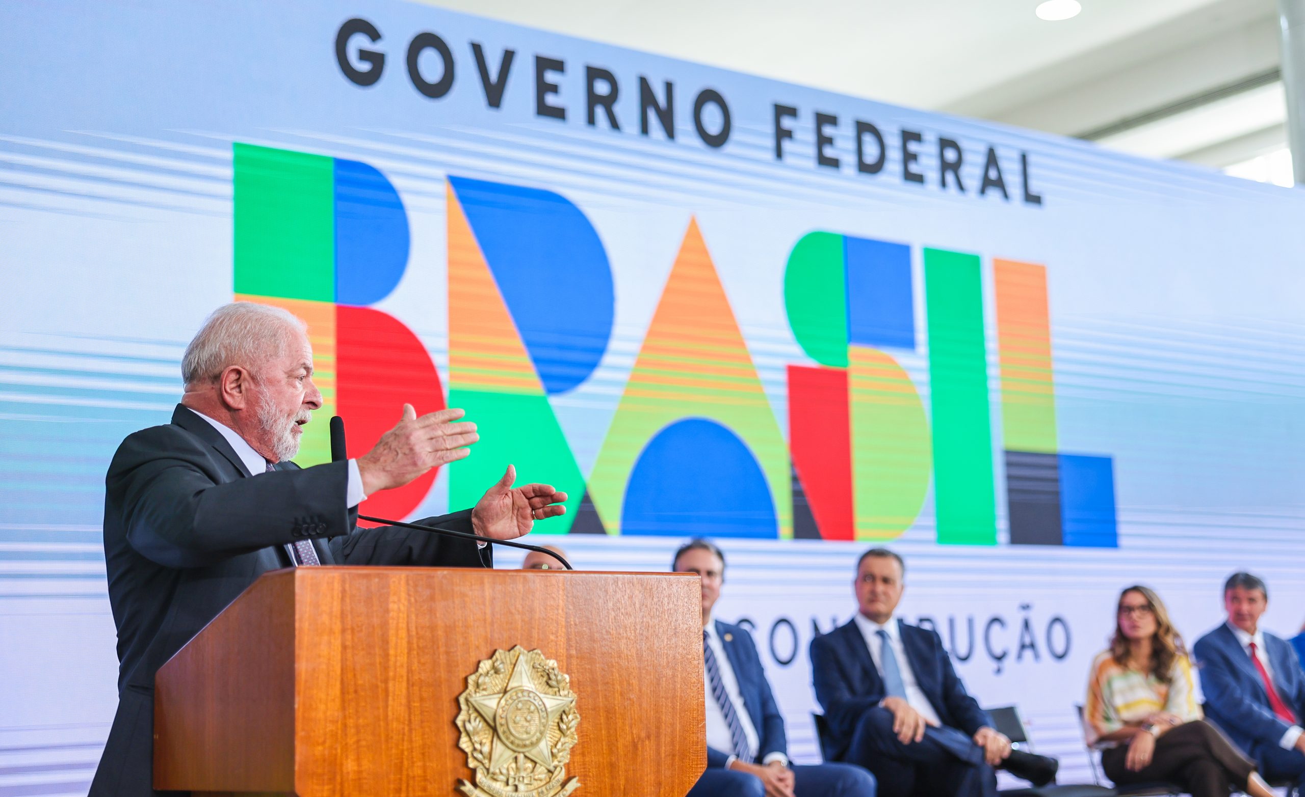Lula, 100 dias
