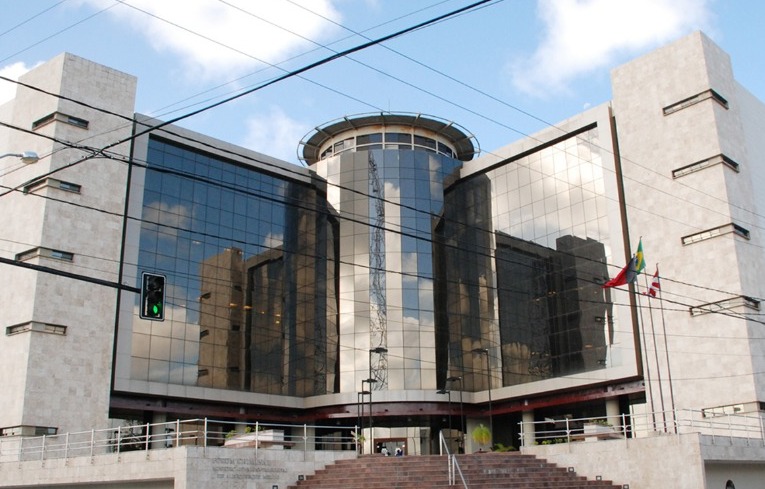 Condenado, Justiça