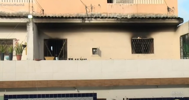 Mulher, Incêndio