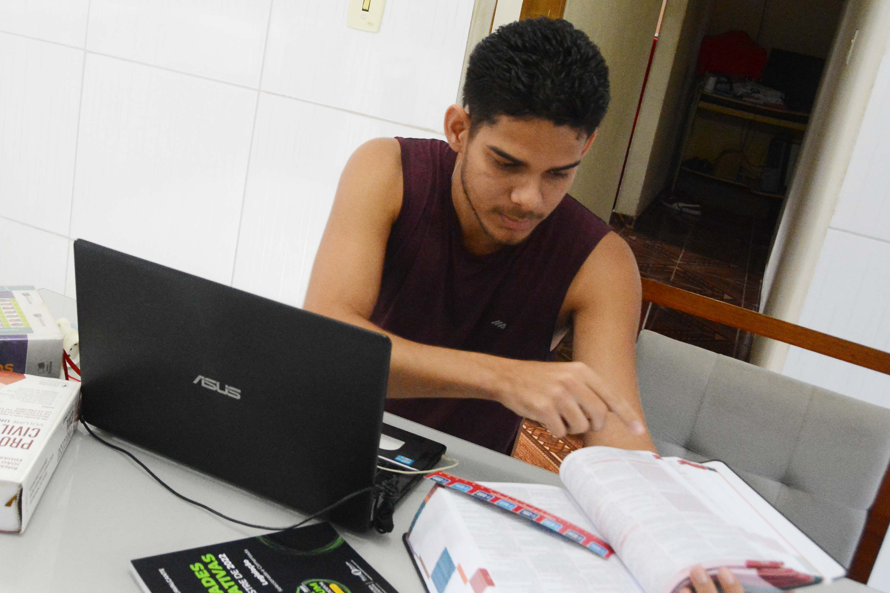 programa Apoio Universitário
