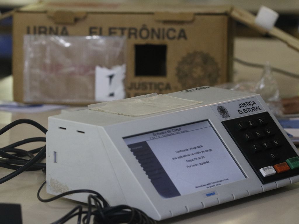 Urnas eletrônicas, teste público