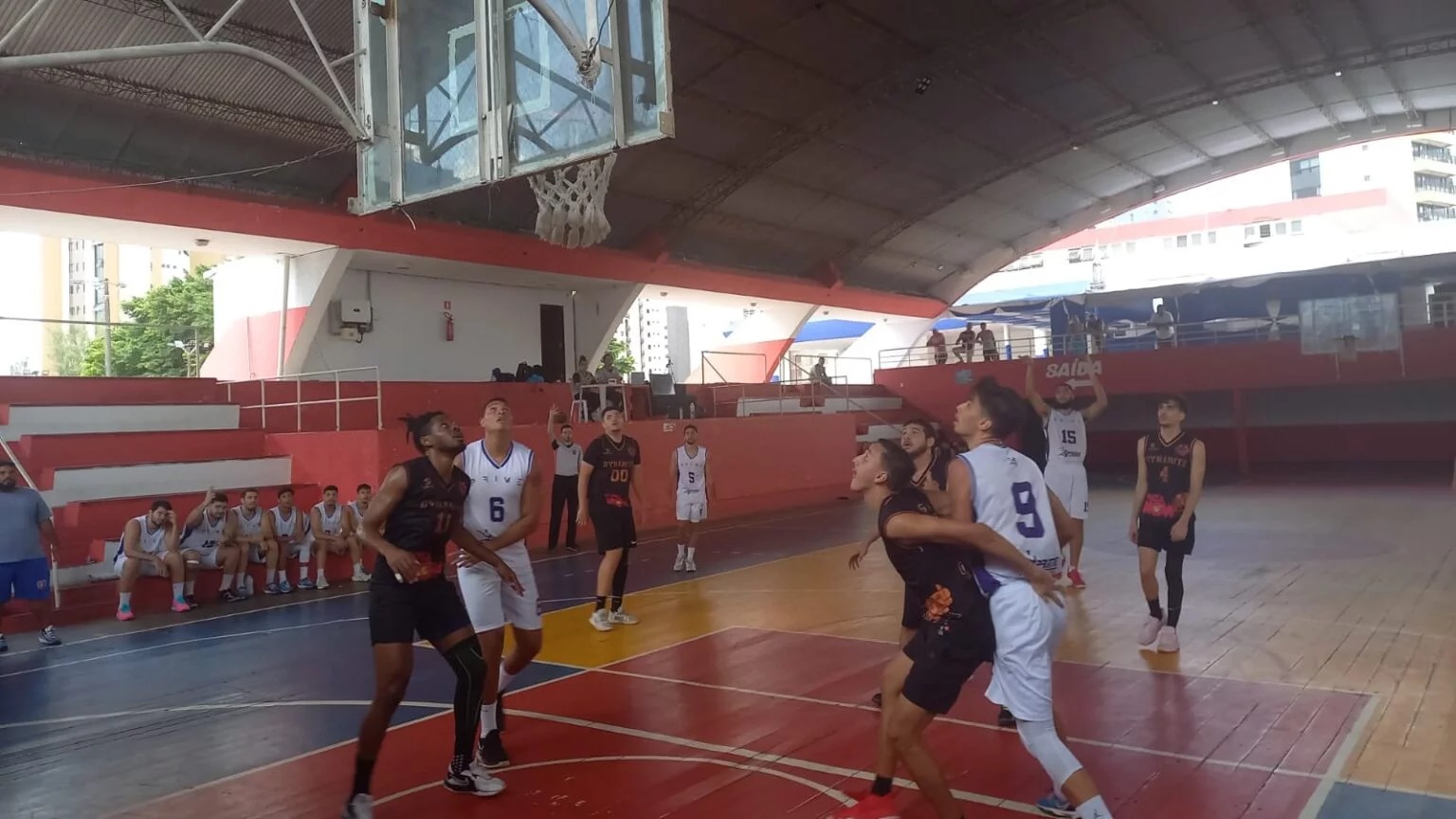 Basquete