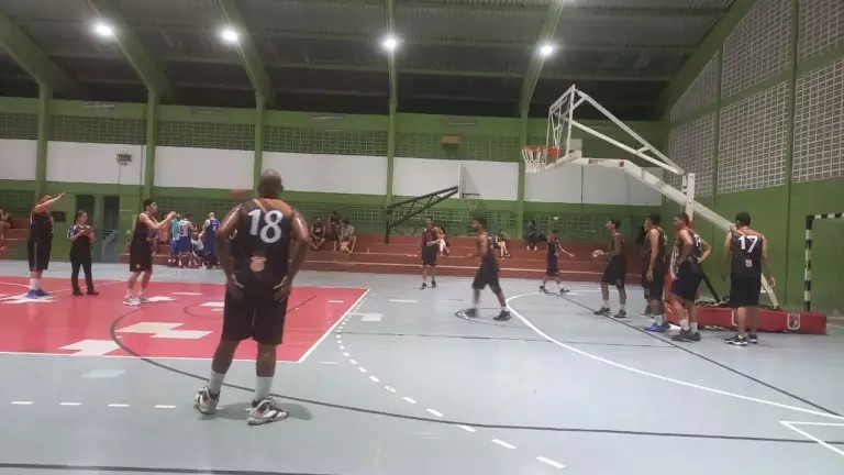 Basquete