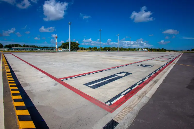 Aeroporto Castro Pinto