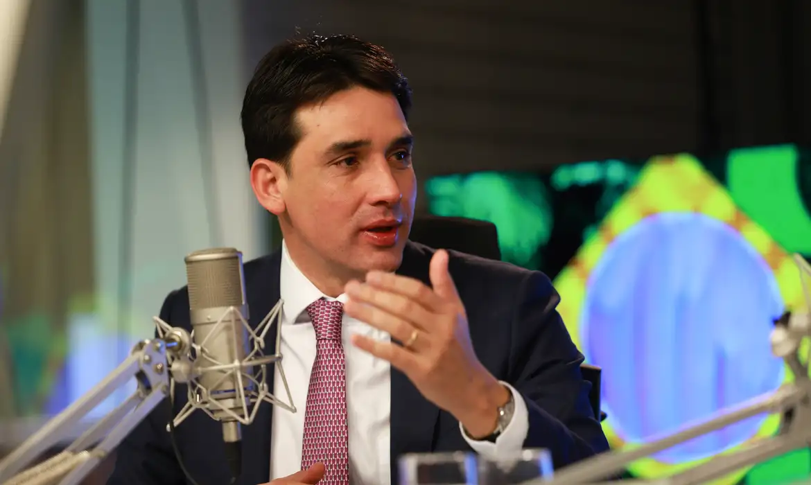 Sílvio Costa Neto, ministro do Turismo