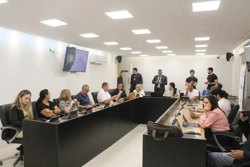A imagem atual não possui texto alternativo. O nome do arquivo é: capacitacao-alpb
