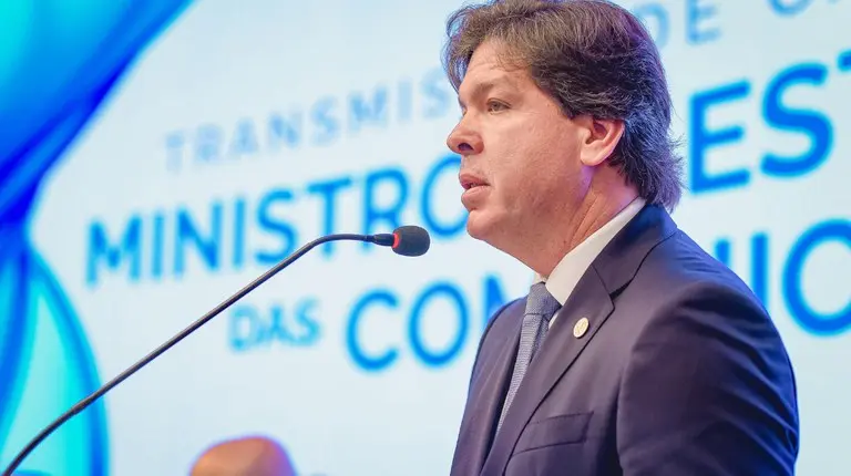 Frederico de Siqueira Filho, ministo das Comunicações