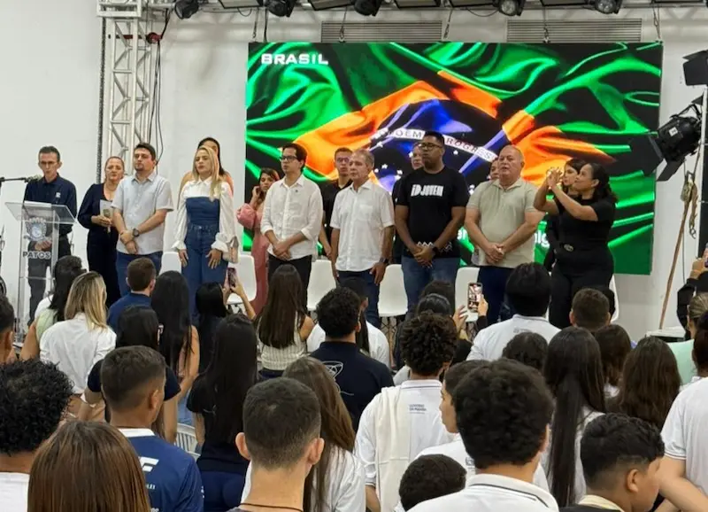 A imagem atual não possui texto alternativo. O nome do arquivo é: encontro-juventude-patos
