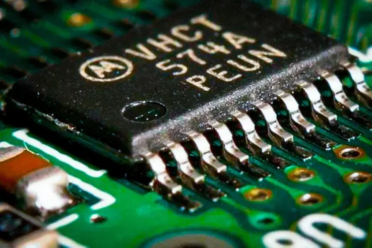Chip eletrônico