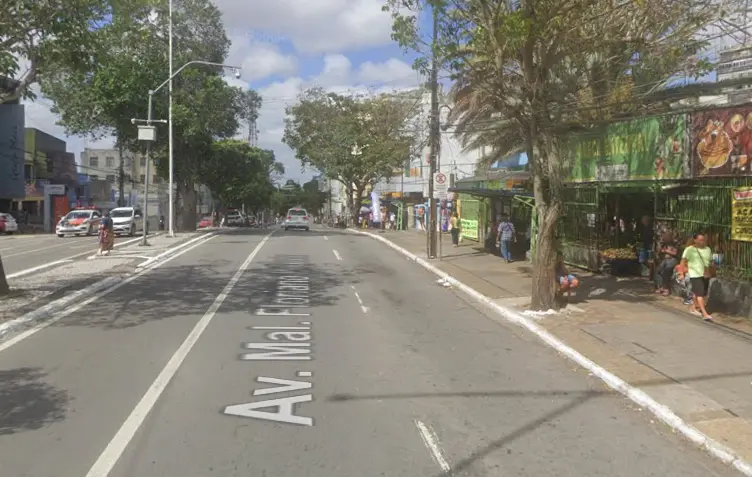 Avenida Floriano Peixoto, em Campina Grande
