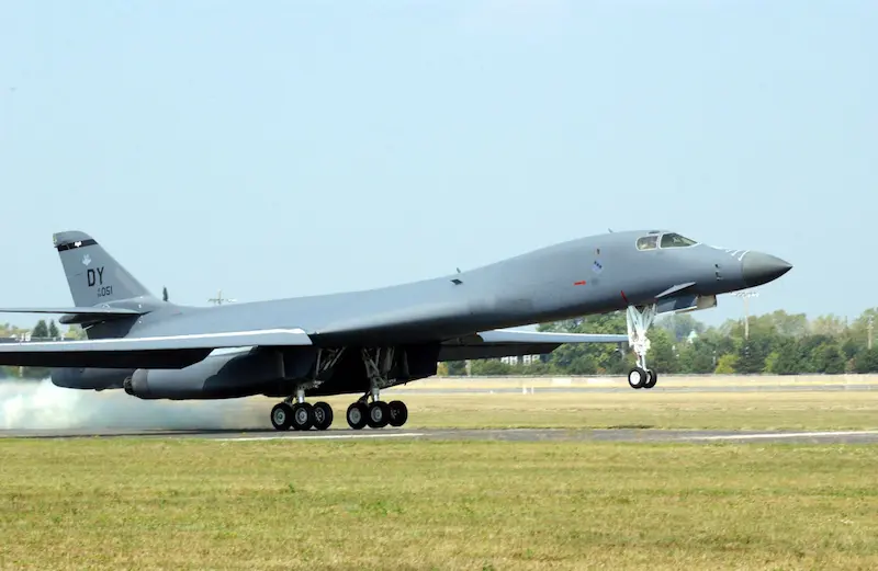 Bombardeiro B-1B