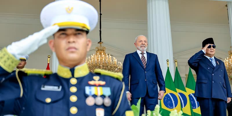 Lula em visita a Indonésia