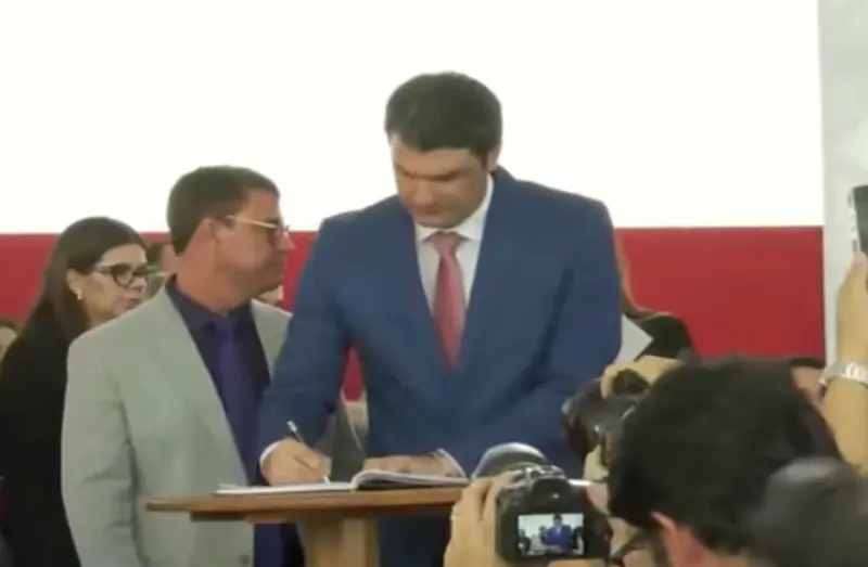 Posse de Léo Bezerra na Prefeitura de João Pessoa