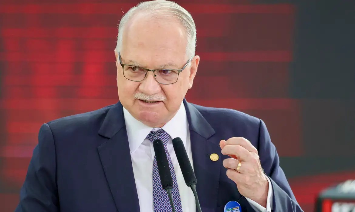 Fachin, ministro, STF, Milei