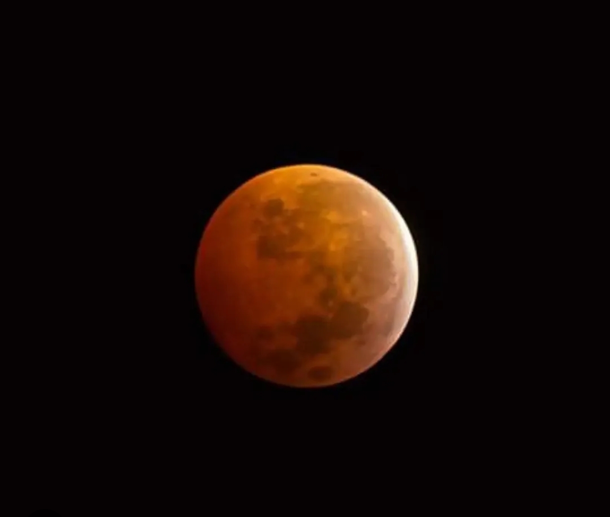 Eclipse lunar terá observação gratuita na Orla de João Pessoa; veja data