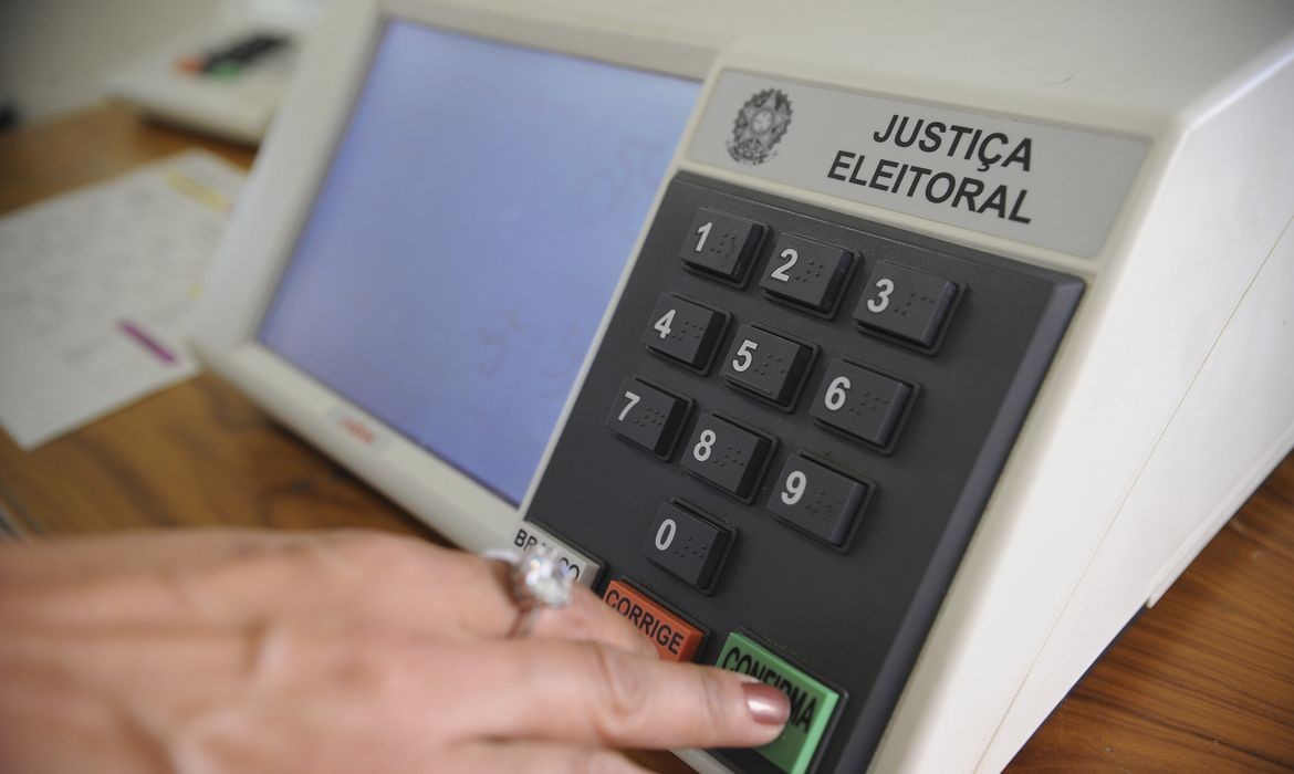 Urna eletrônica, eleições