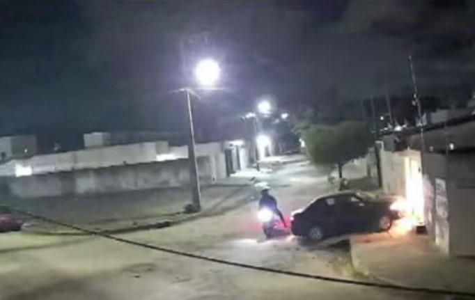 Empresária e filha são rendidas por bandidos na porta de casa, na Paraíba