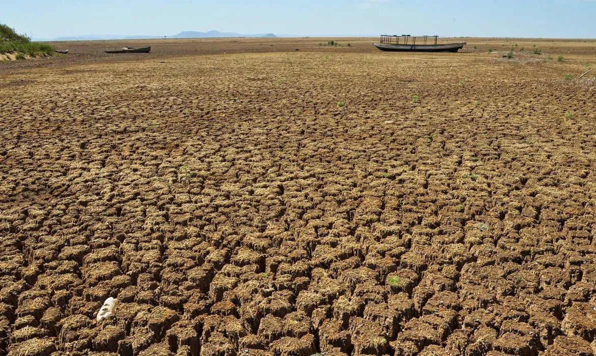 Seca, calor, estiagem, escassez, paraíba, governo
