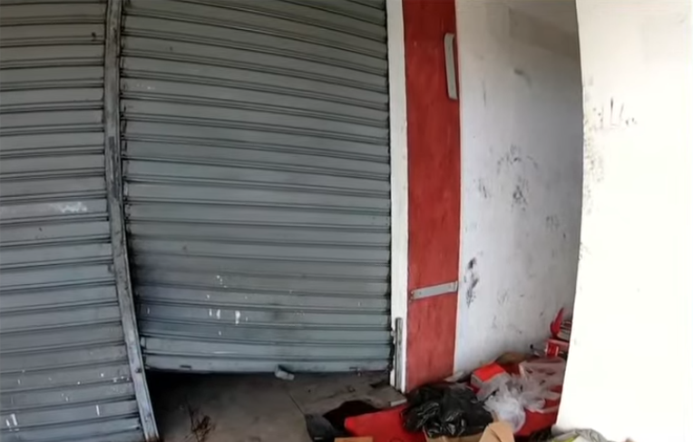 Suspeitos arrombam loja e abandonam produto roubado em avenida de Mangabeira, em João Pessoa
