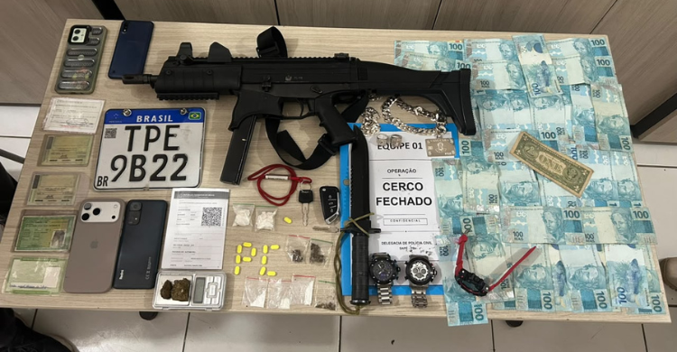 Trio é preso suspeito de vender drogas por meio de delivery na Paraíba