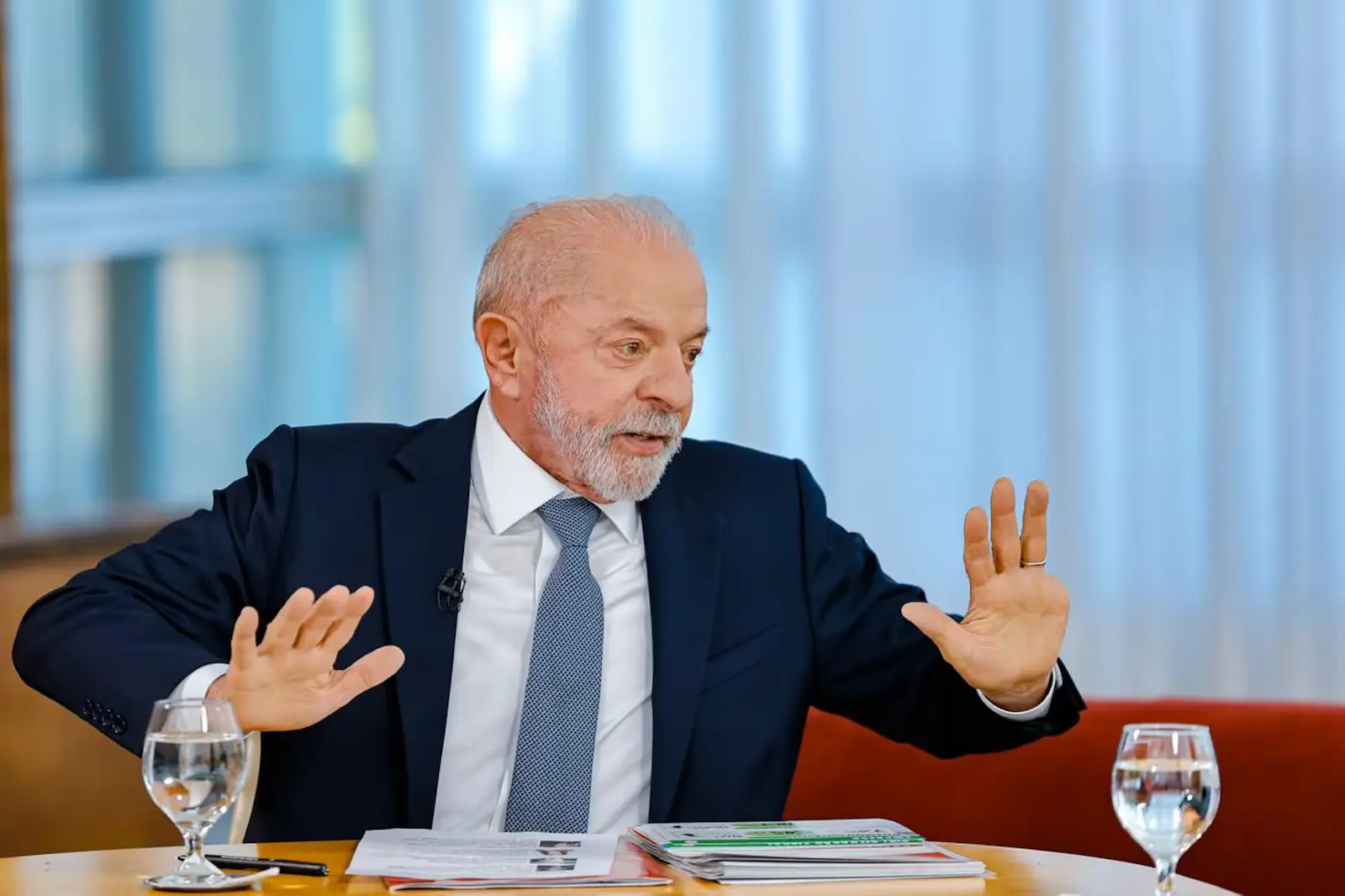 Lula diz ter dado R$ 24 mil para funcionário do Planalto quitar dívidas em bets