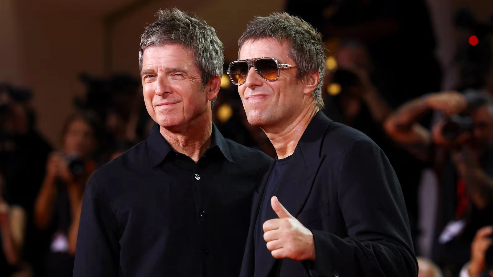 Documentário do Oasis, ovacionado em Veneza, mostra força dos fãs brasileiros