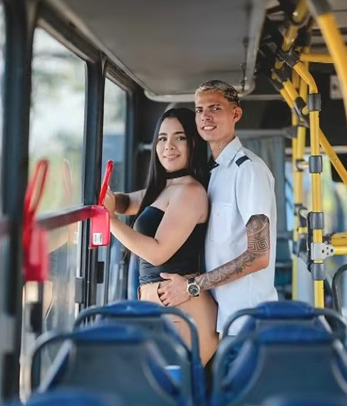 De encontro no ônibus ao altar: casal que viralizou com história de amor se casa nesta quinta, em João Pessoa