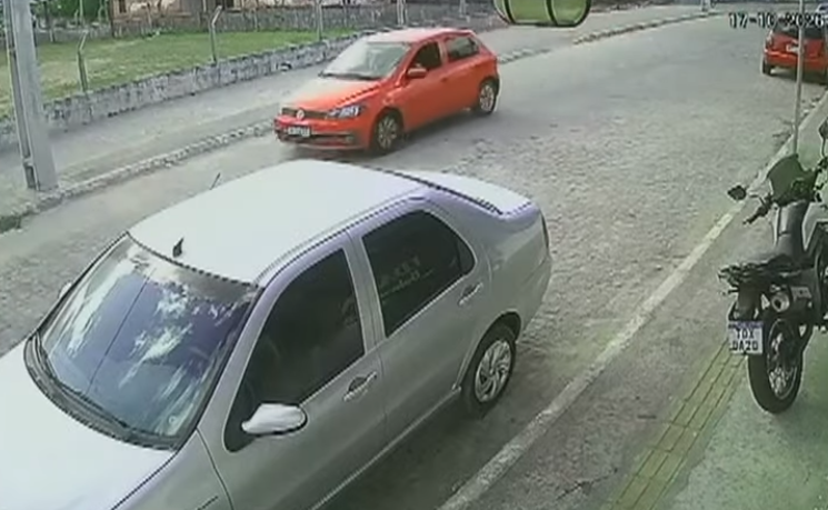 Mulher é assaltada e tem veículo roubado, no Alto do Mateus, em João Pessoa