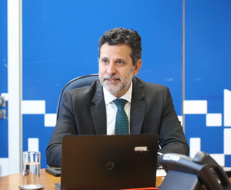 Ministro da Educação visita obras na UFPB, nesta terça-feira (20)