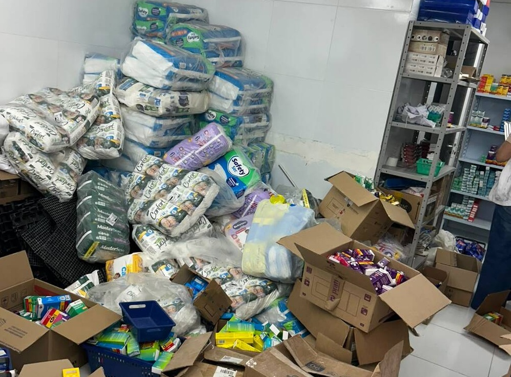 Operação do MP interdita farmácia e bomba em posto de combustíveis, em Itaporanga