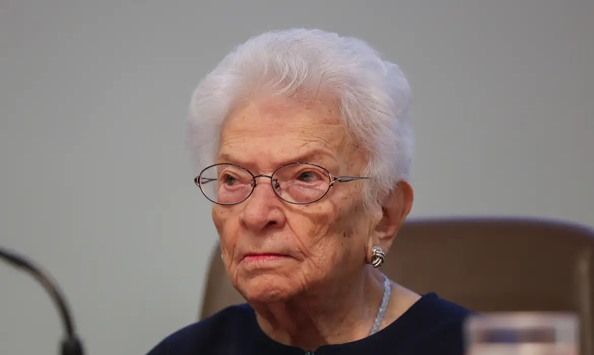 Paraibana é a deputada estadual eleita mais velha do país, aos 91 anos