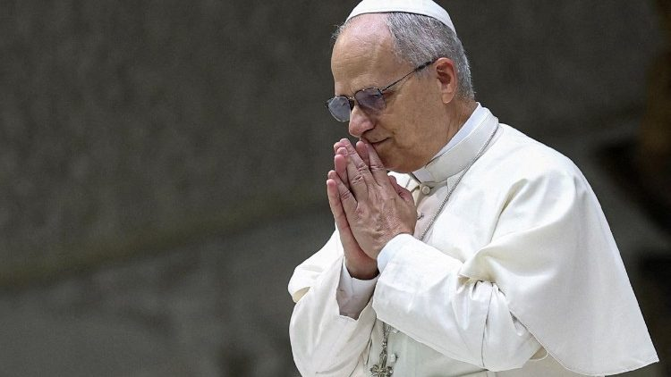 Papa Leão 14 anuncia cirurgia para retirar nódulo do pulmão nos próximos dias