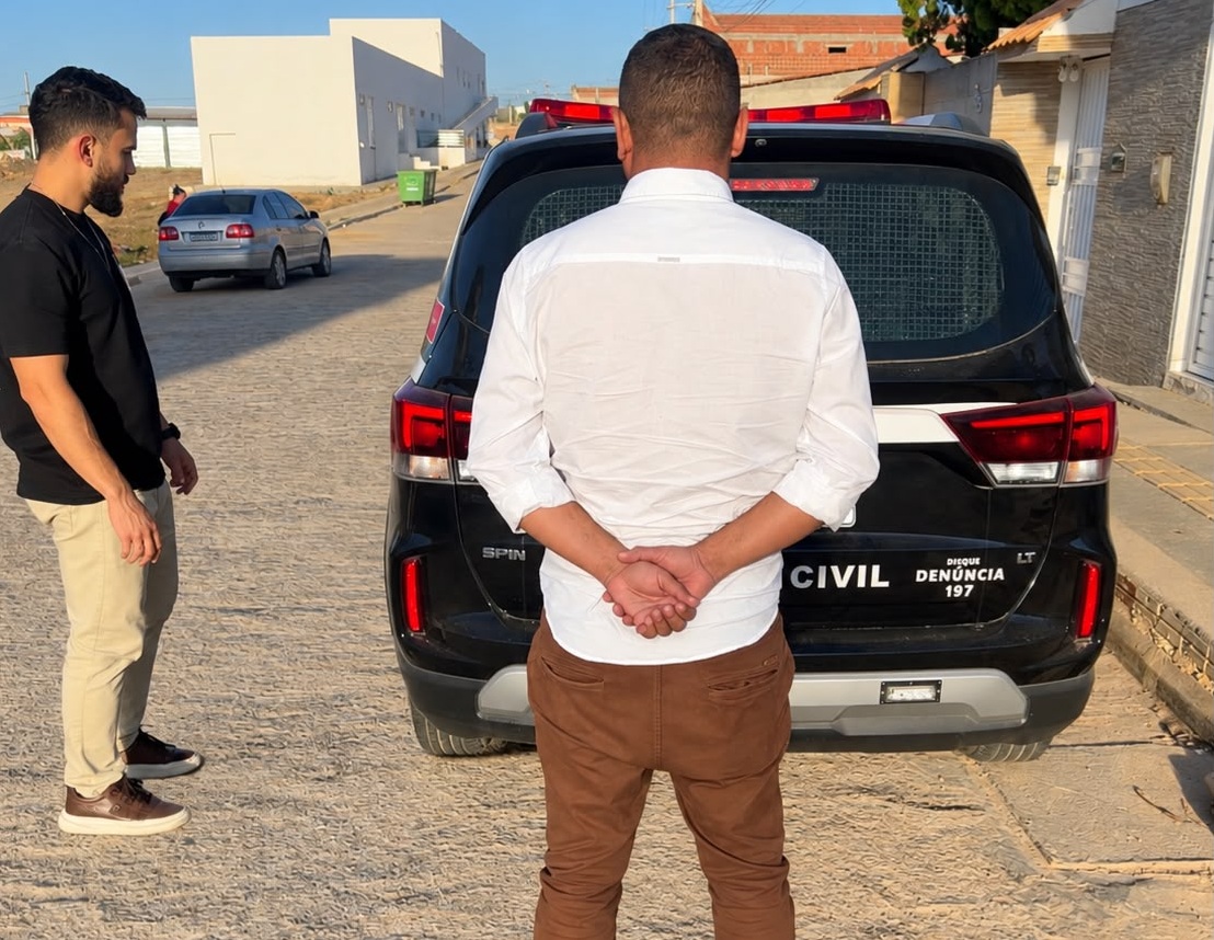 Polícia prende homem que invadiu casa da ex-companheira, no Sertão paraibano