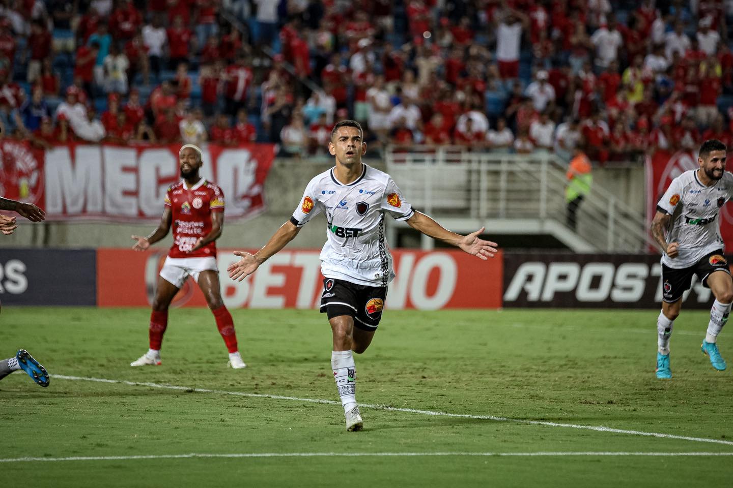 Sousa anuncia contratação de Jailson, ex-Botafogo-PB, e chega a 10 reforços