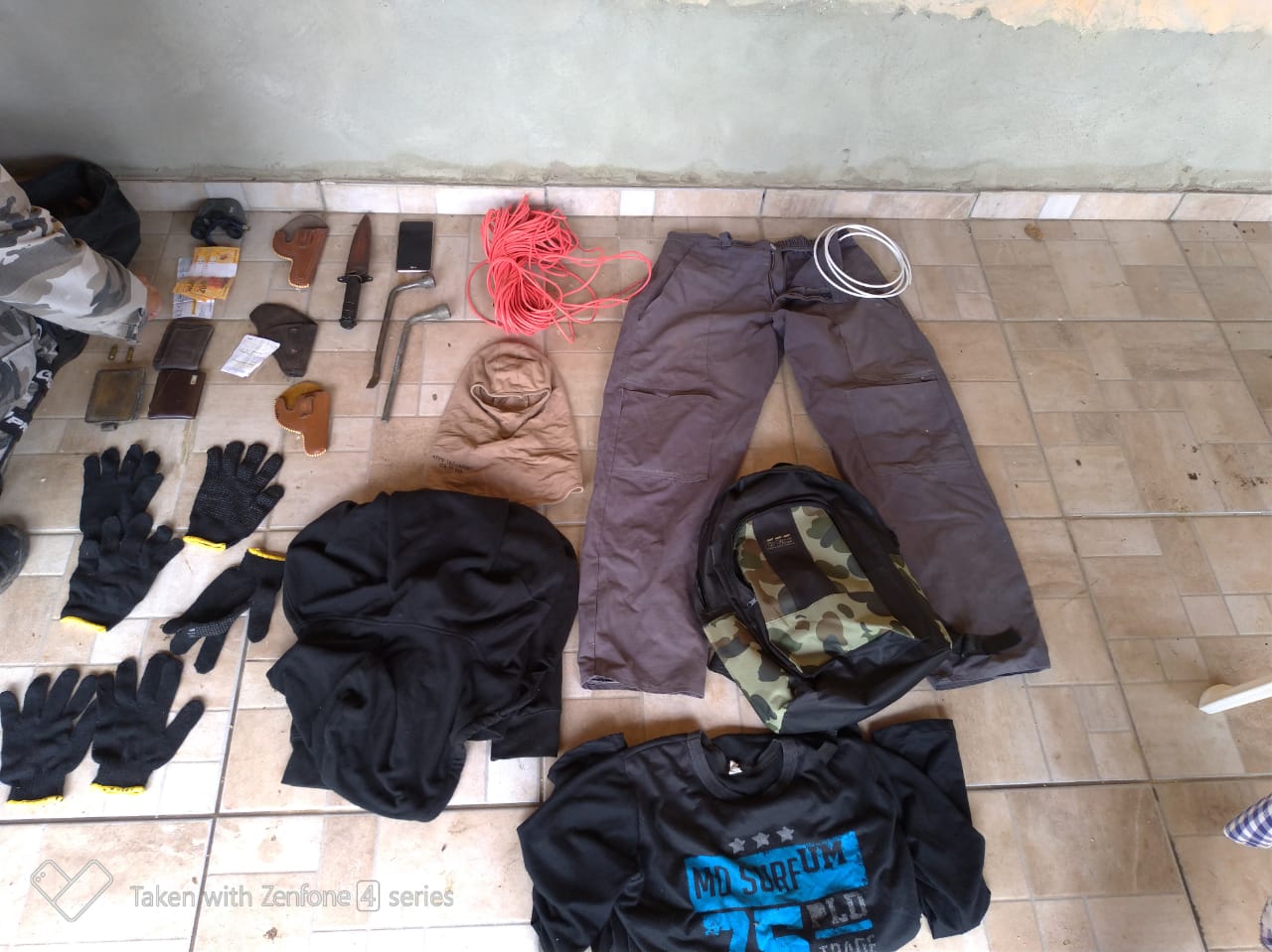Resultado de imagem para Preso suspeito de integrar quadrilha que atacou hipermercado em Campina Grande