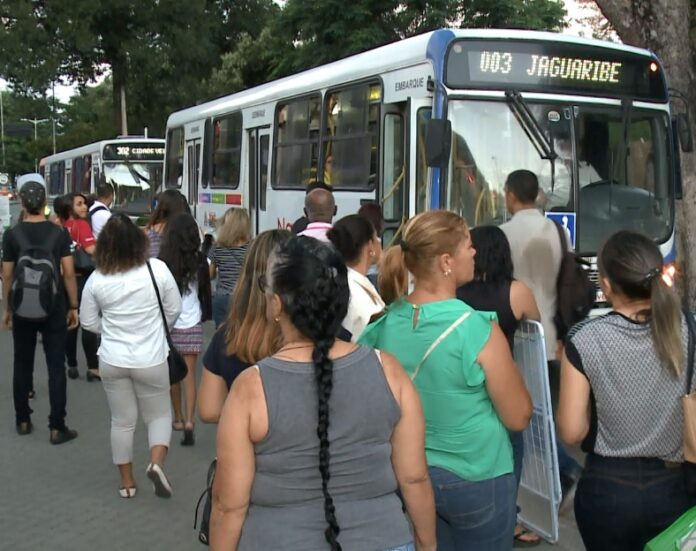 Passageiros de onibus